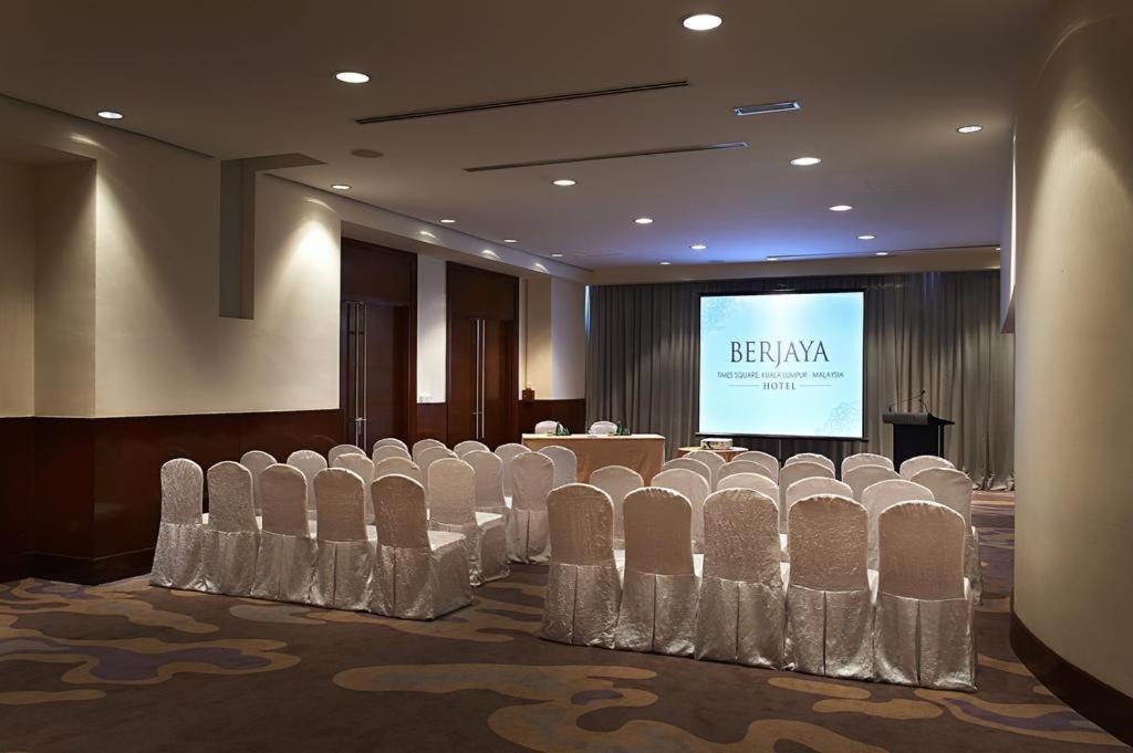 Al Sadirgroup At Time Sqaure Apartman Kuala Lumpur Kültér fotó